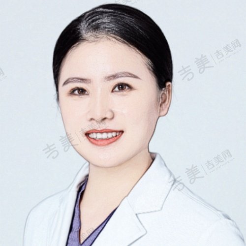 胡熠茜