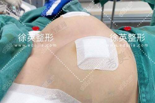 余恩旭医生的执医荣誉展示