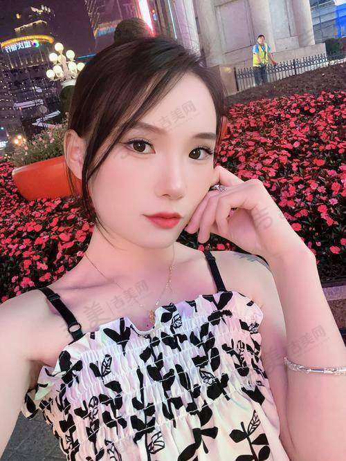深圳张辉做鼻子技术评价、隆鼻优势特色大揭秘，附面诊预约方式及真人案例效果感受