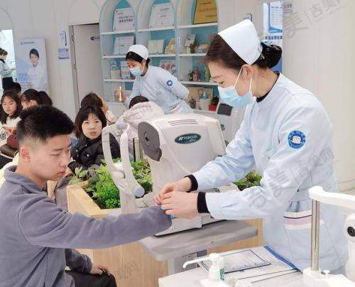重庆近视手术医生排名——重庆佰视佳眼科亮点呈现