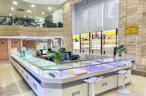 北海爱尔眼科医院医生简介:非凡骨干医生团队