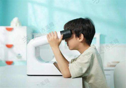 兰州普瑞眼科医院虽是私立,医生团队实力雄厚